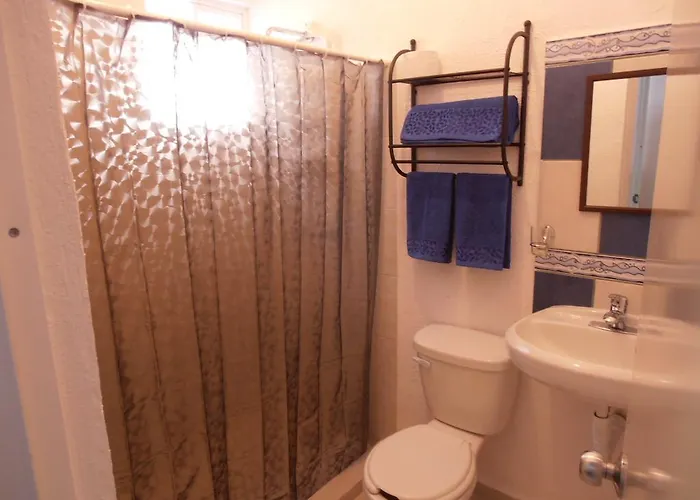Iguanaplaya B&B *